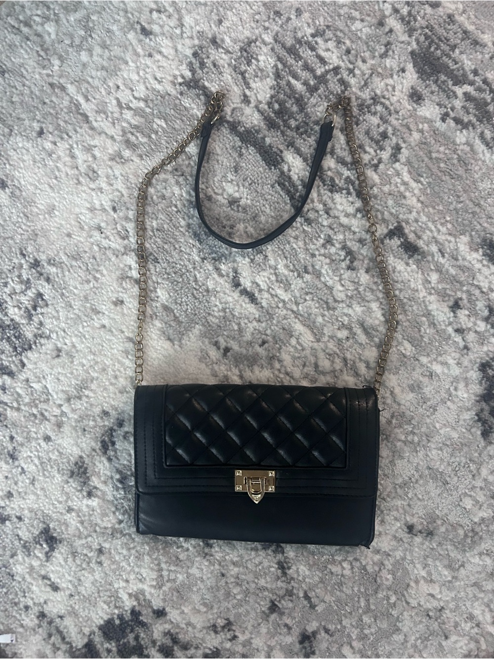 Olivia Miller Black Quilted Chain Shoulder Bag